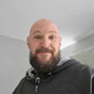 Meet your Posher, Dustin